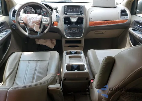 2013 Chrysler Town & Country Touring from USA, damaged, VIN 2C4RC1BG6DR720087